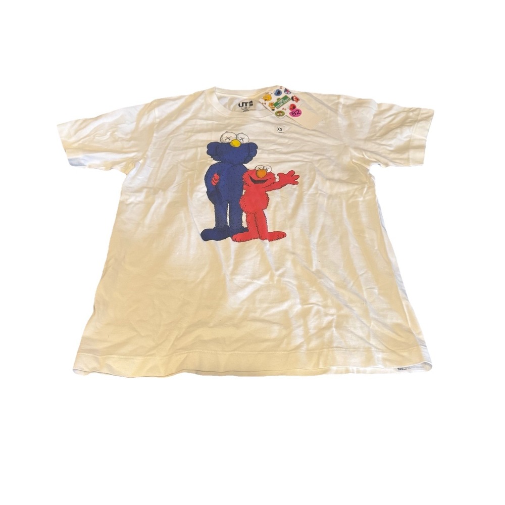 KAWS x‎ Uniqlo x Sesame Street BFF Elmo Tee SS18 XS White NWT